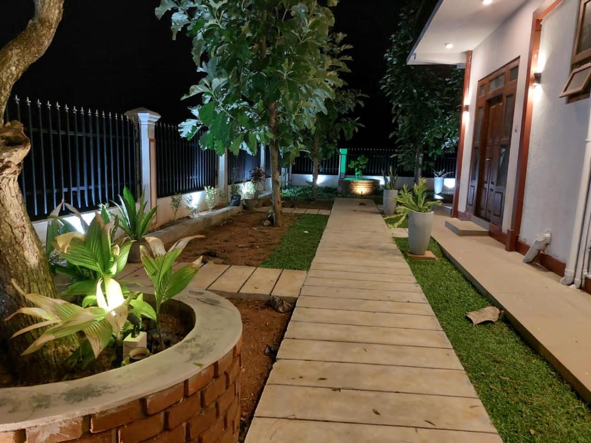 Green Shield Resort Anuradhapura Zewnętrze zdjęcie