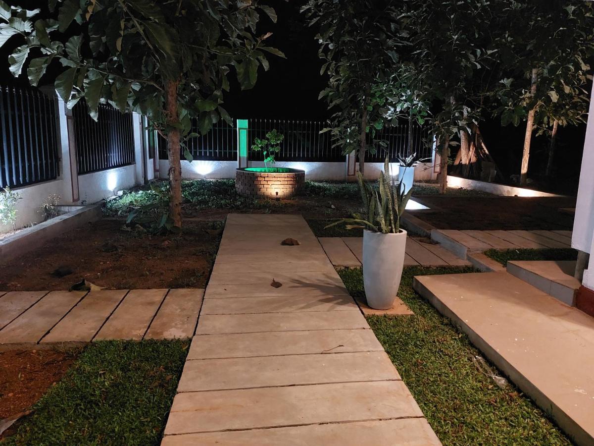 Green Shield Resort Anuradhapura Zewnętrze zdjęcie