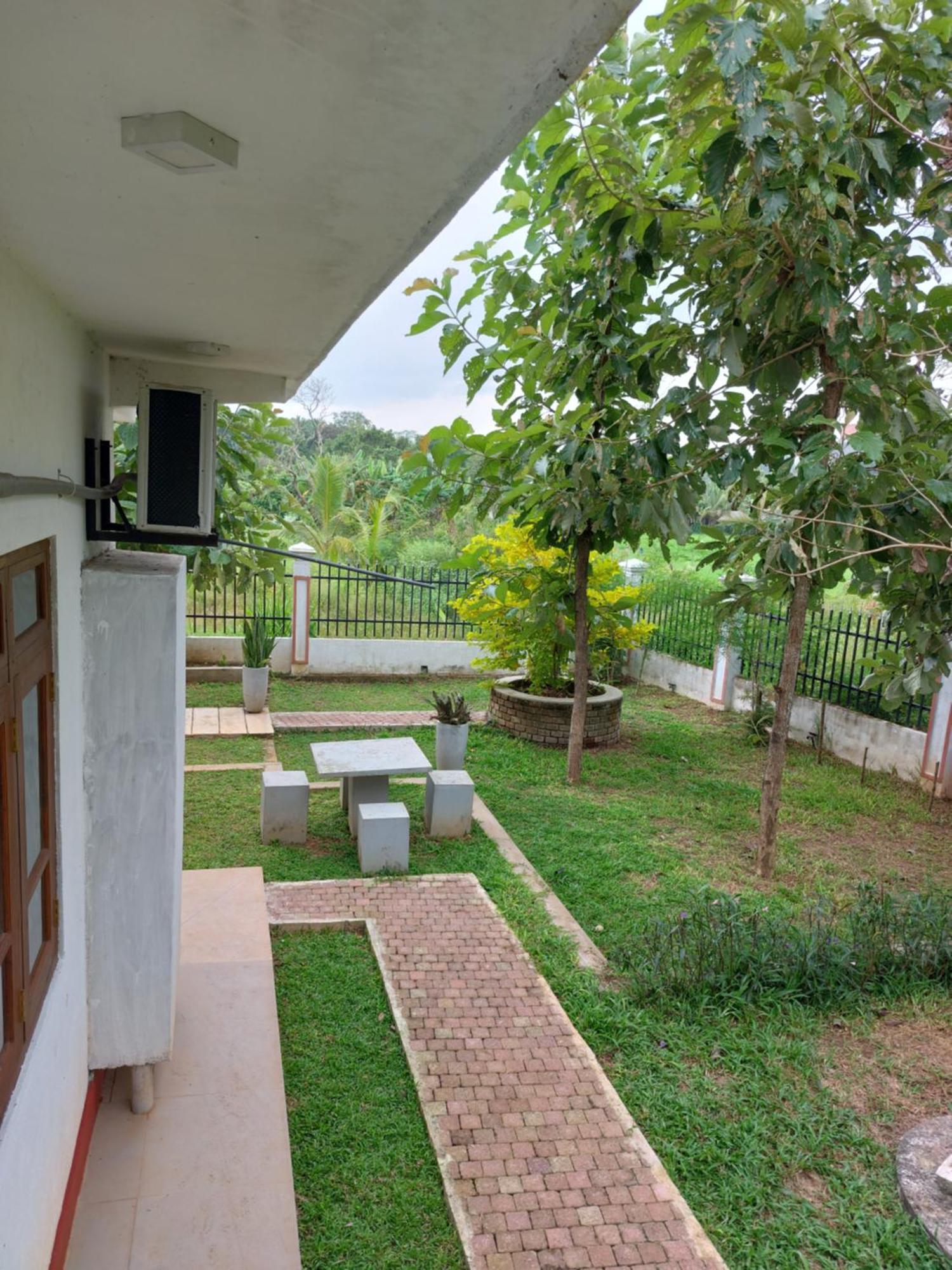 Green Shield Resort Anuradhapura Zewnętrze zdjęcie